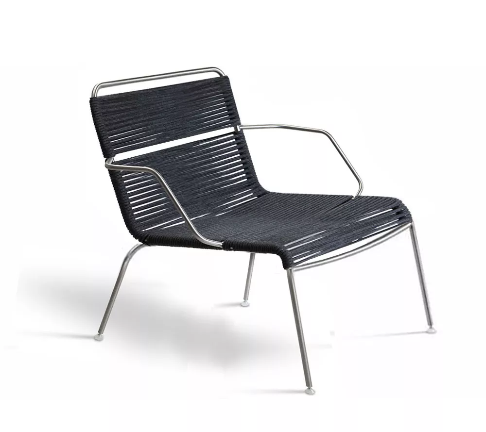 Coro Jubeae Loungesessel mit Armlehnen stapelbar