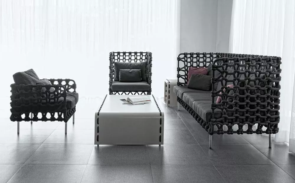 Kenneth Cobonpue Loungesofa Cabaret mit hoher Rückenlehne