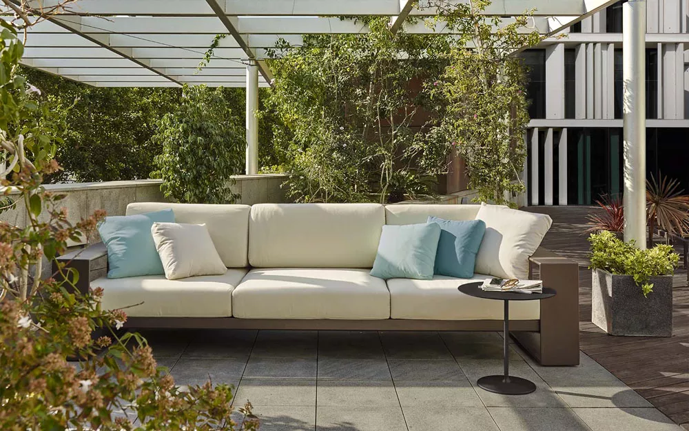 Andreu World Landscape Alu Endmodul Dreisitzer mit Armlehne rechts