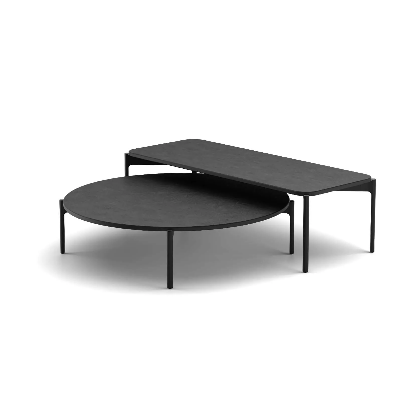 Dedon Izon Kollektion zwei schwarze Tische in verschiedenen Höhen ohne Hintergrund