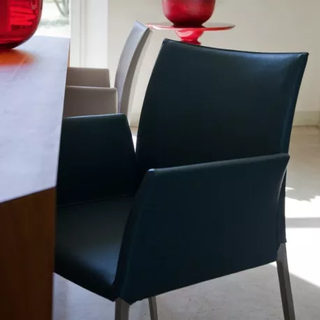 Zanotta • LIA • Polsterstuhl • mit Armlehne