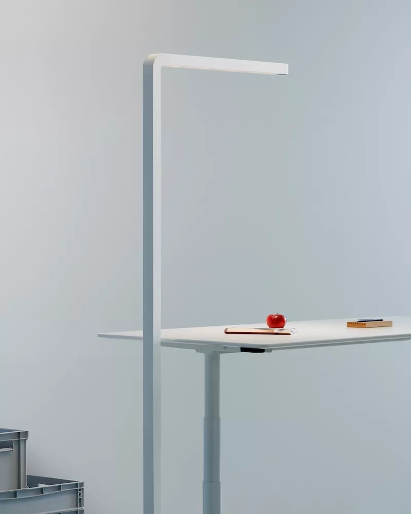 GRAU • TEAM AGILE • Stehleuchte