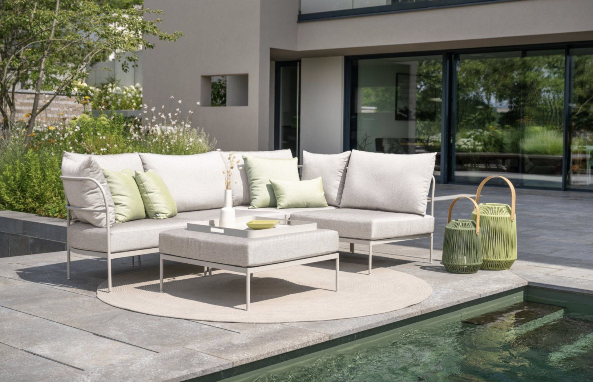 Stern COCO Lounge-Hocker •  verschiedene Farben