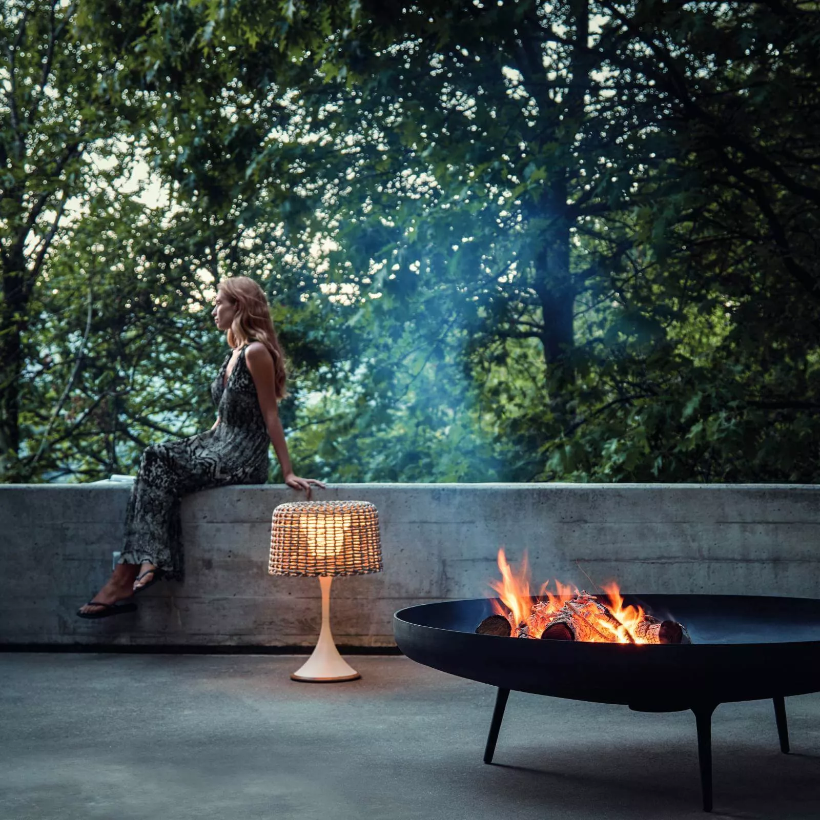 Gloster Ambient Mesh Lighting Stehlampe Ø 41 × 65 cm