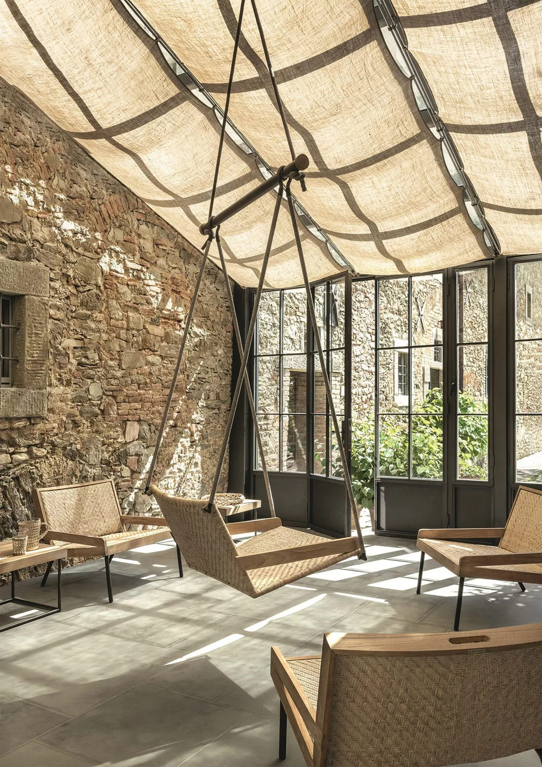 Ethimo Allaperto Veranda Hängesessel • Teakholz / Rattangeflecht