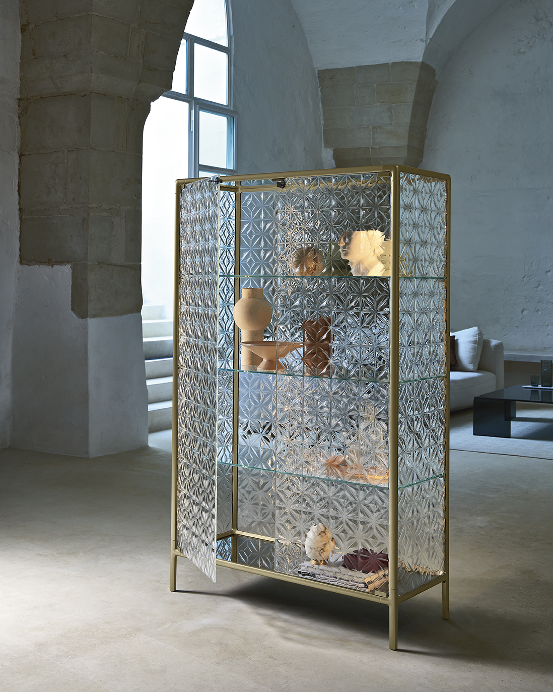 FIAM ECHO Vitrine • optional mit LED-Beleuchtung