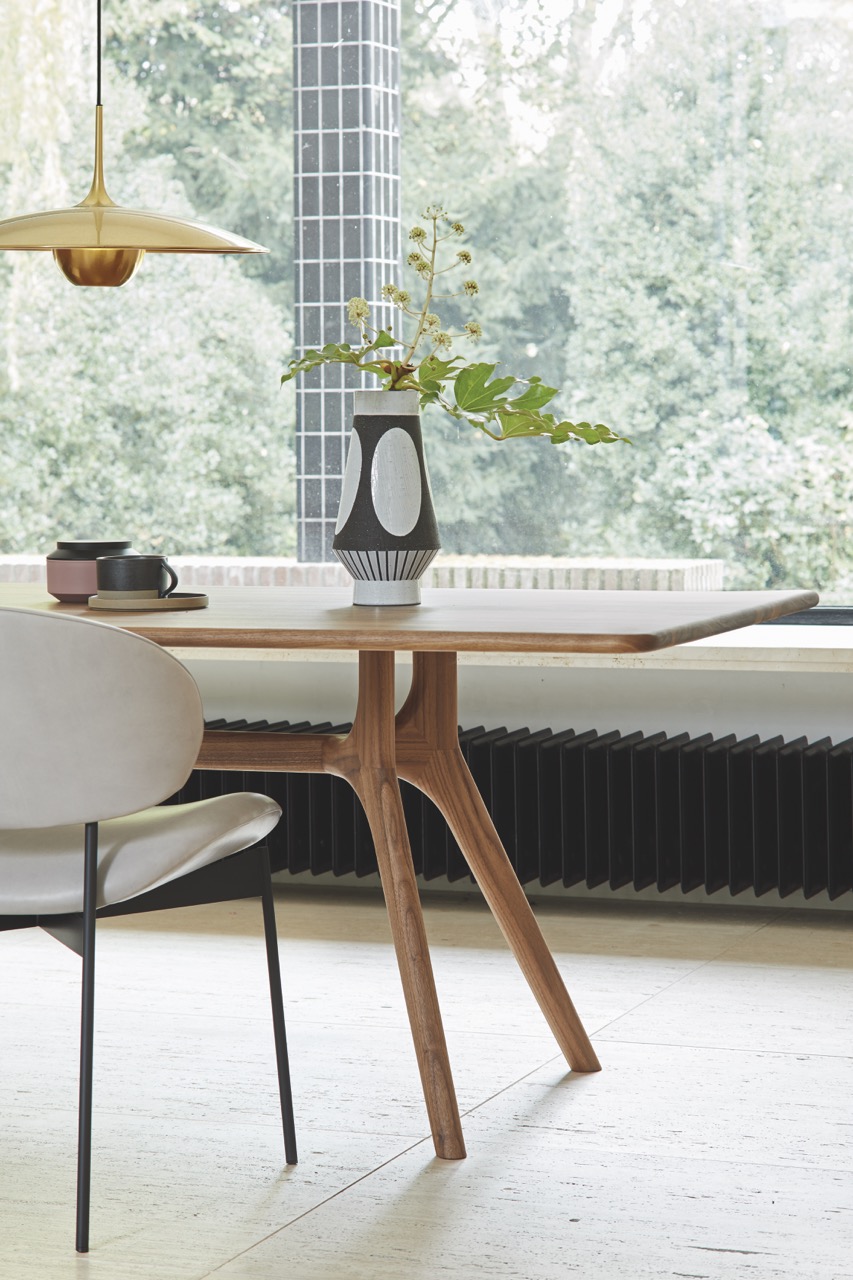 more NIL Tisch | verschiedene Größen