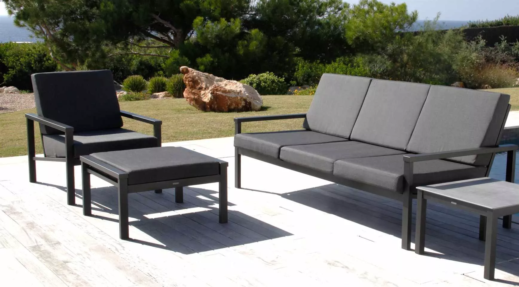 Barlow Tyrie Equinox Loungehocker