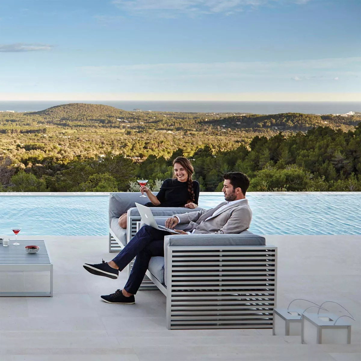 GANDIA BLASCO DNA Loungesofa Dreisitzer 210 × 88 cm