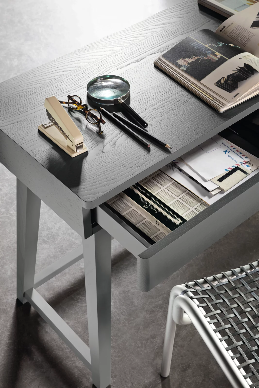 Gervasoni Gray Schreibtisch 50 | 130 x 45 x 75 cm