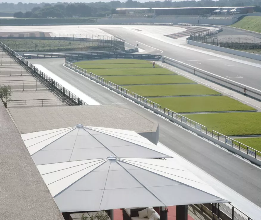 May Sonnenschirm Albatros quadratisch 8-Teiler mit Volant