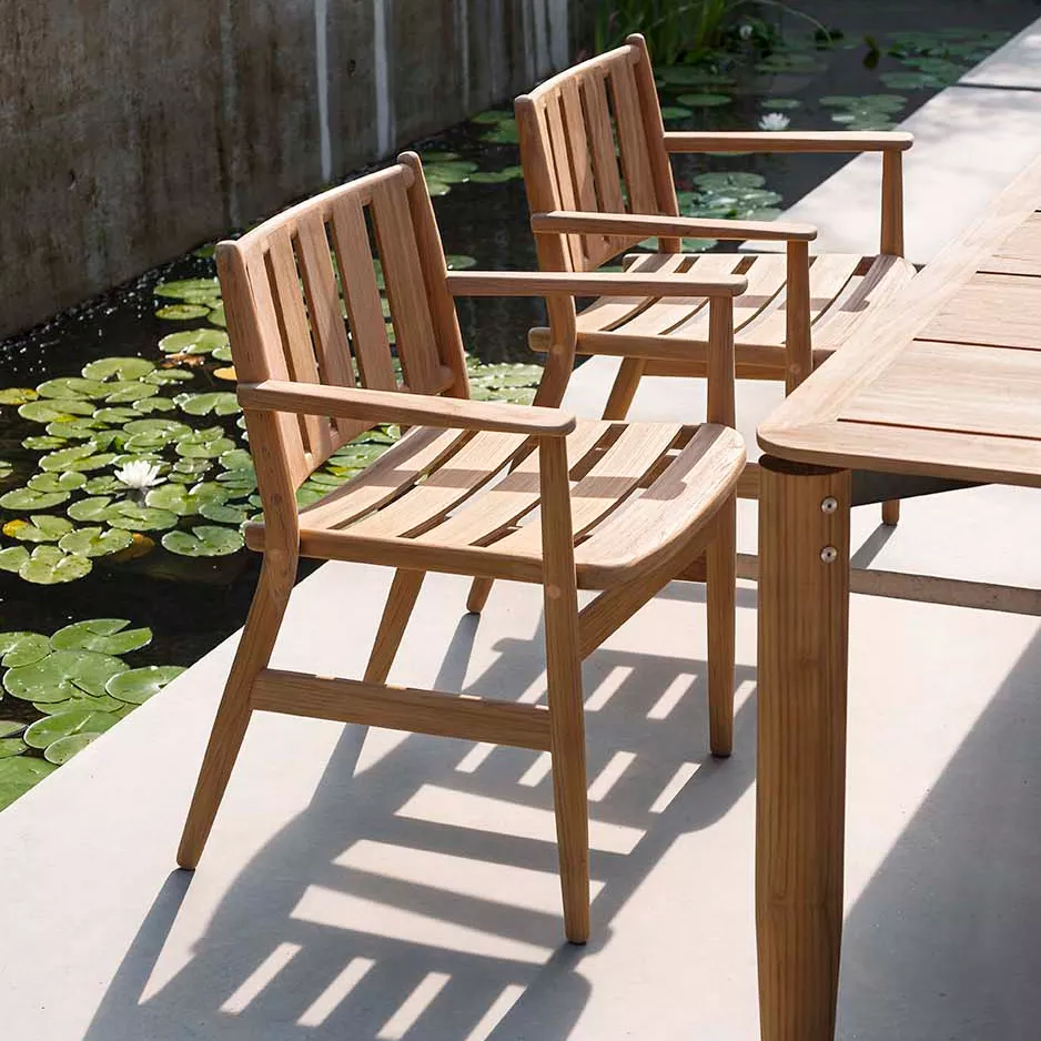 Roda Levante Tisch 220cm aus Teakholz