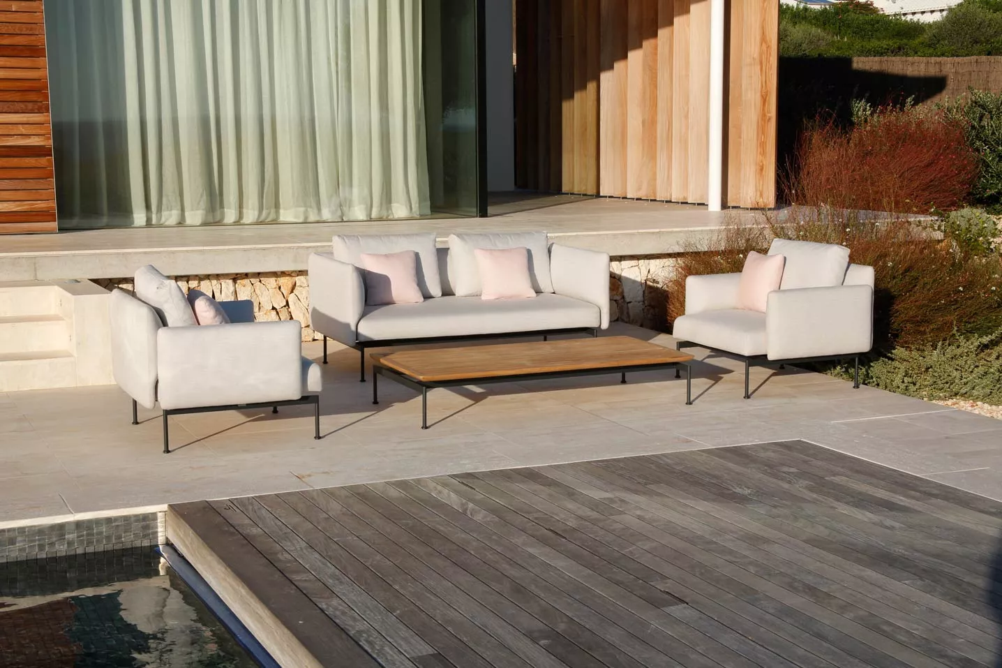 Barlow Tyrie Layout Loungesessel • Gartensessel 96 cm