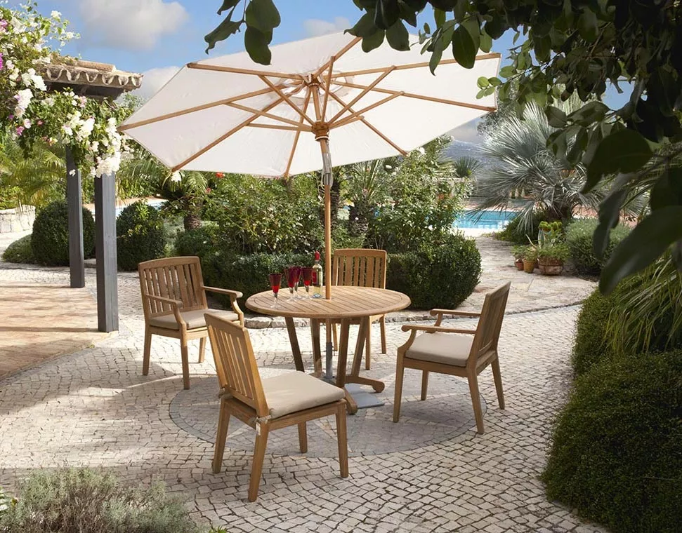 Barlow Tyrie Runder Gartentisch Chesapeake Ø 115 cm 