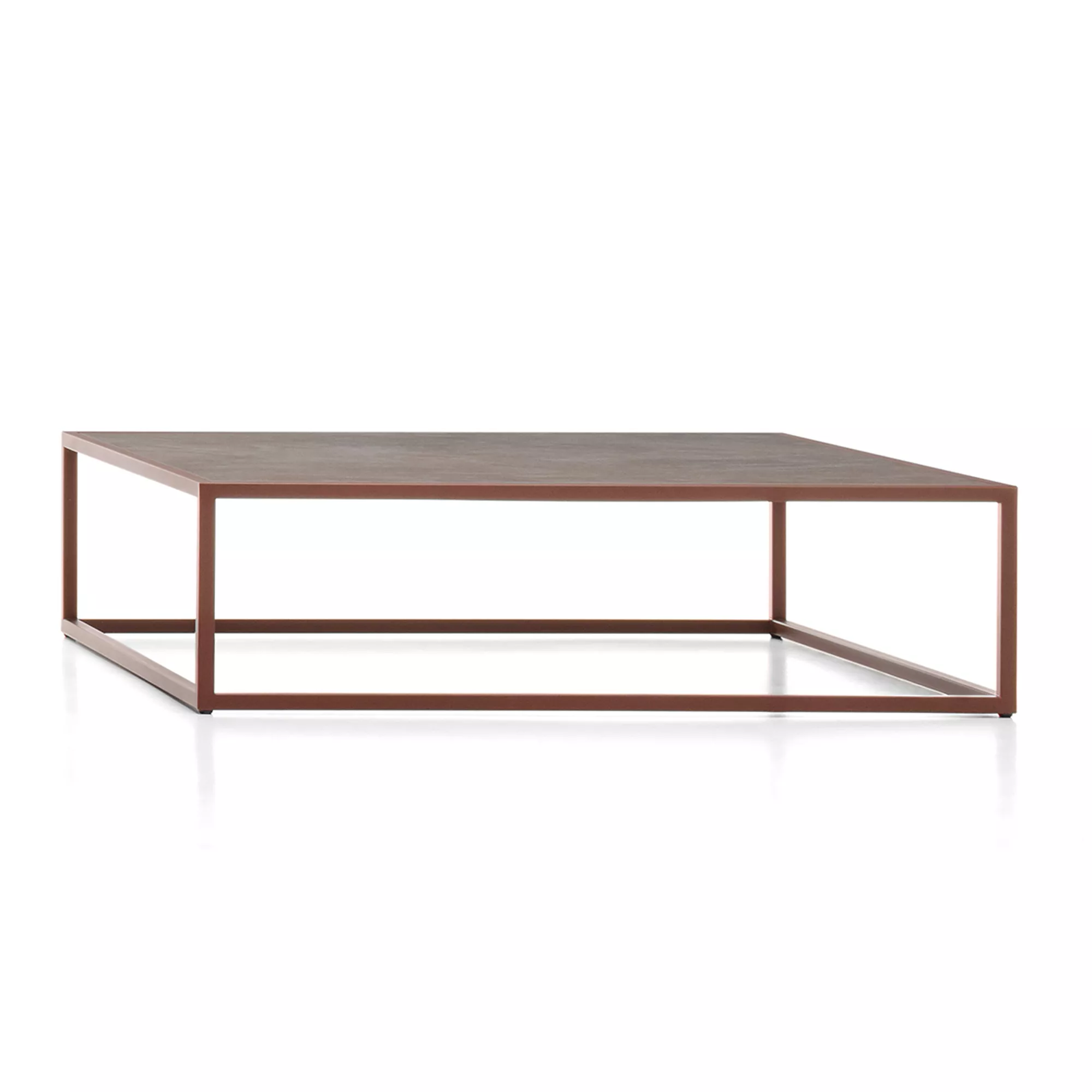 MDF Italia Arpa Beistelltisch 87x87cm in einem minimalistischen Design ohne Hintergrund