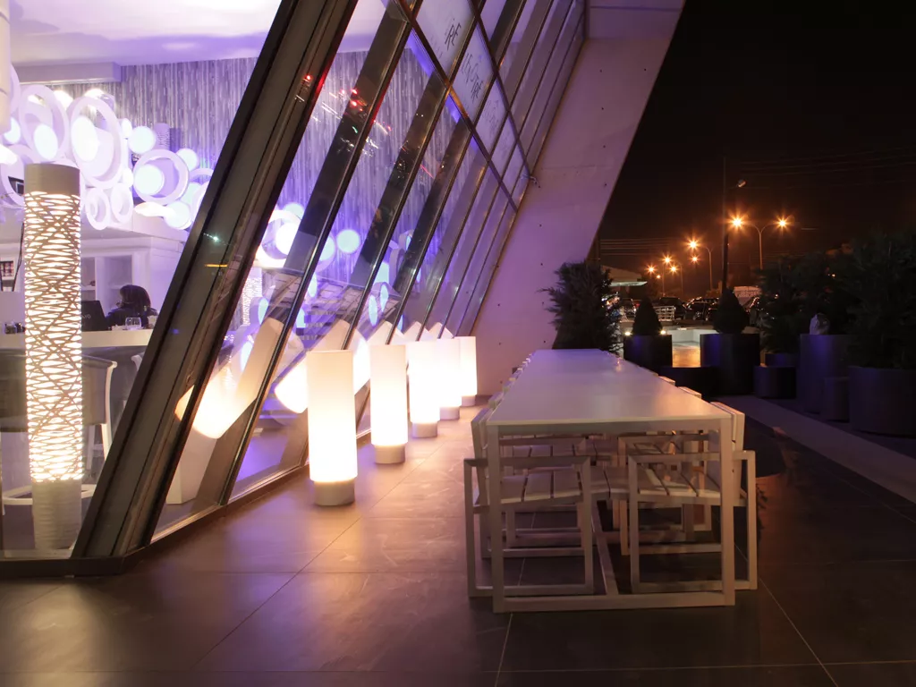 GANDIA BLASCO SALER Loungetisch 70 × 70 cm