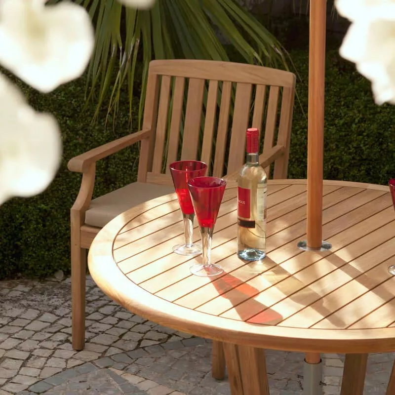 Barlow Tyrie Runder Gartentisch Chesapeake Ø 115 cm 