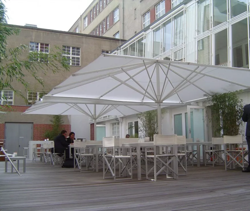 May Sonnenschirm Albatros quadratisch 8-Teiler mit Volant