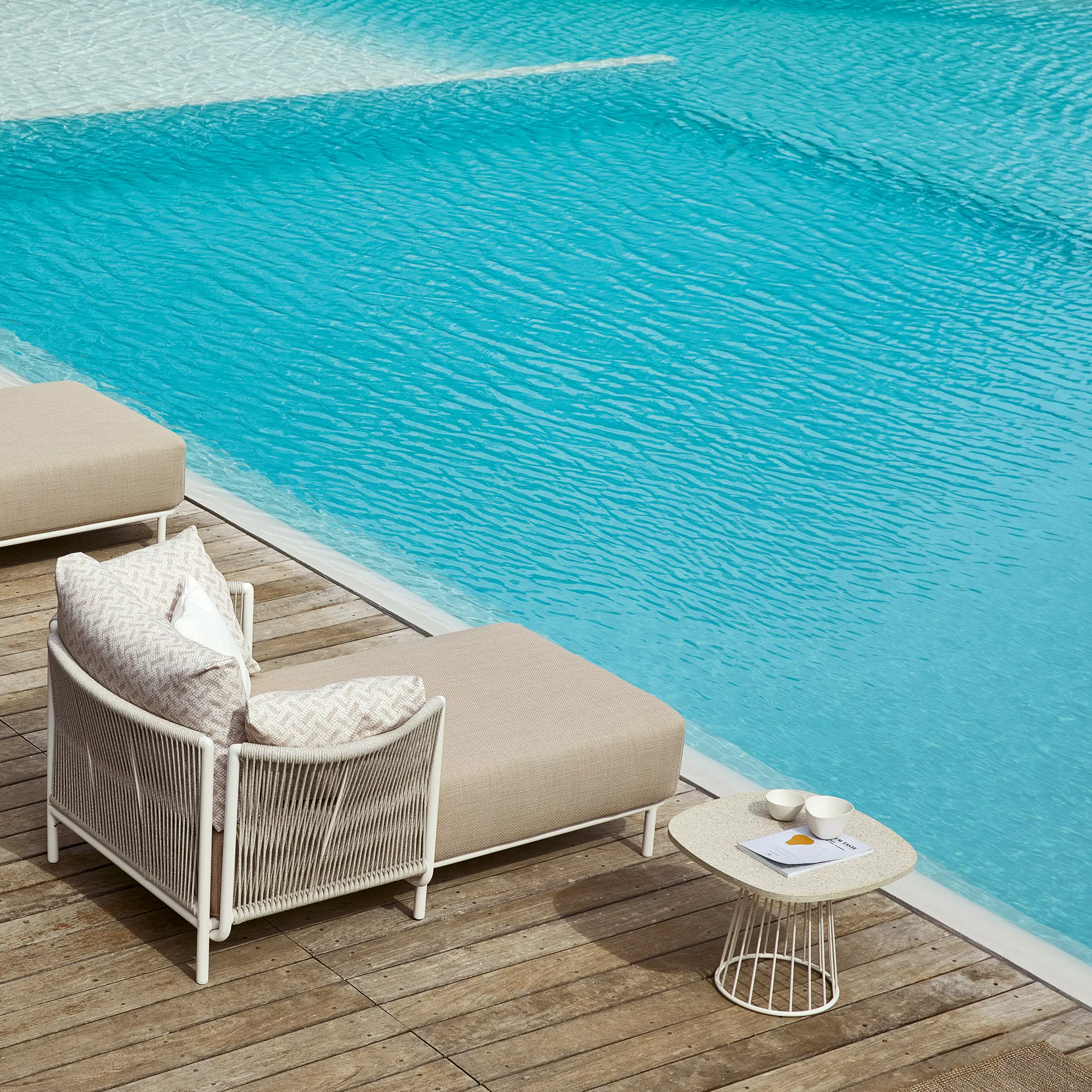 Roberti Queen Loungemodul • Pouf