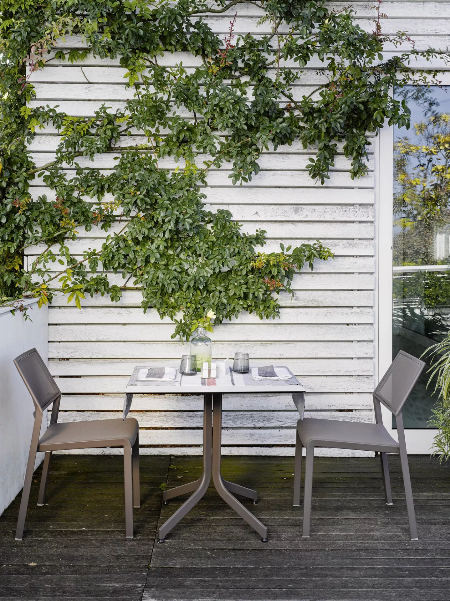 Roberti Samba Rio Bartisch konfigurierbar, rund HPL 80 und 100 cm