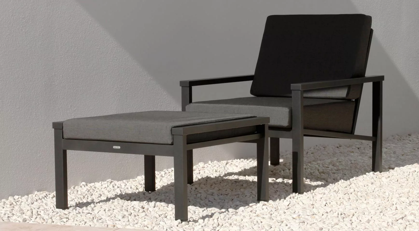 Barlow Tyrie Equinox Loungehocker