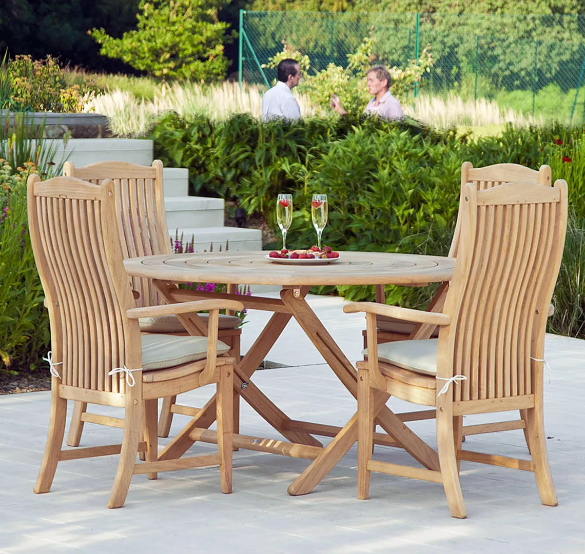 Alexander Rose Roble • Bengal Armlehnstuhl