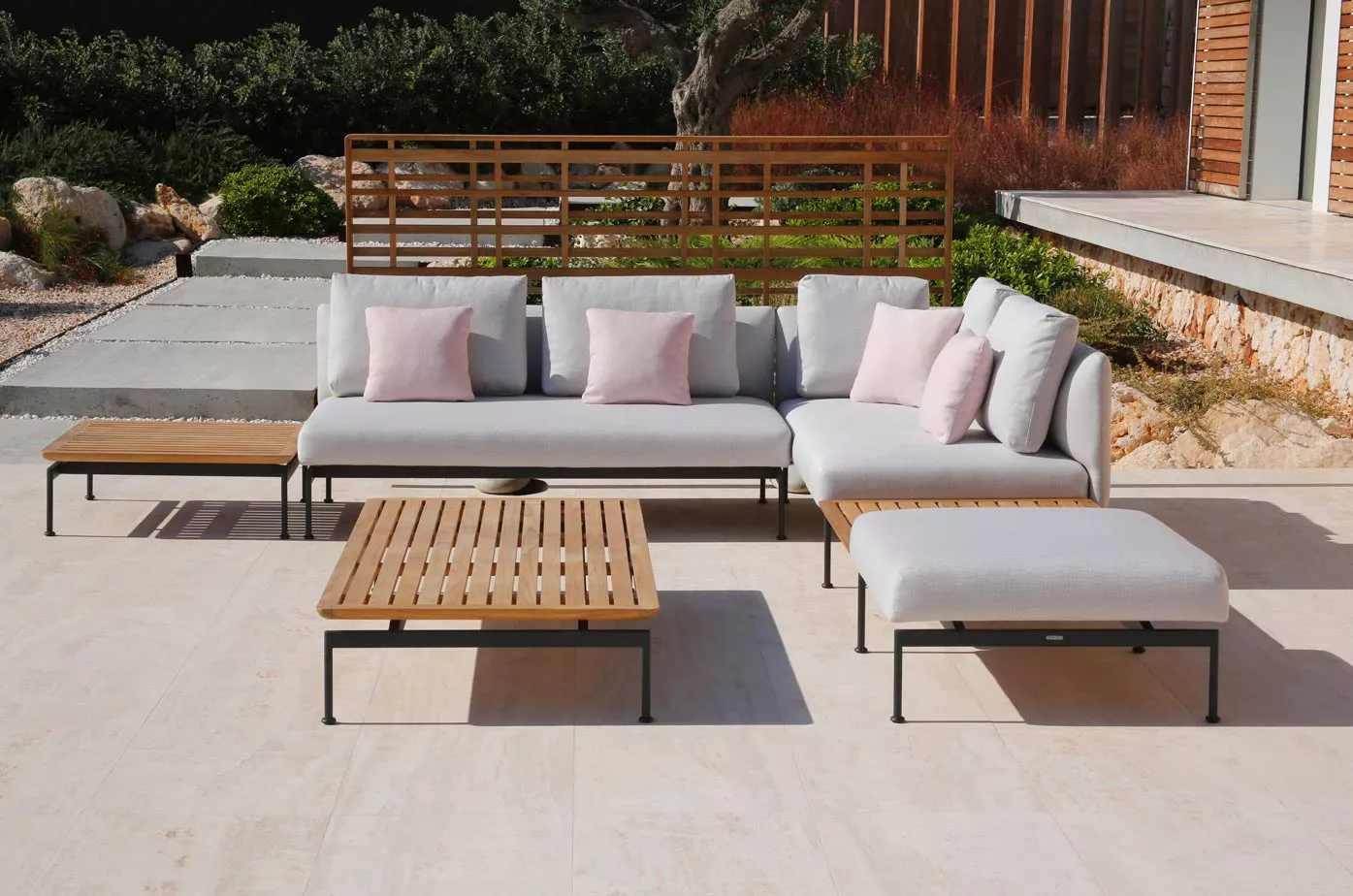Barlow Tyrie Layout Loungehocker • Gartenhocker 83x83 cm