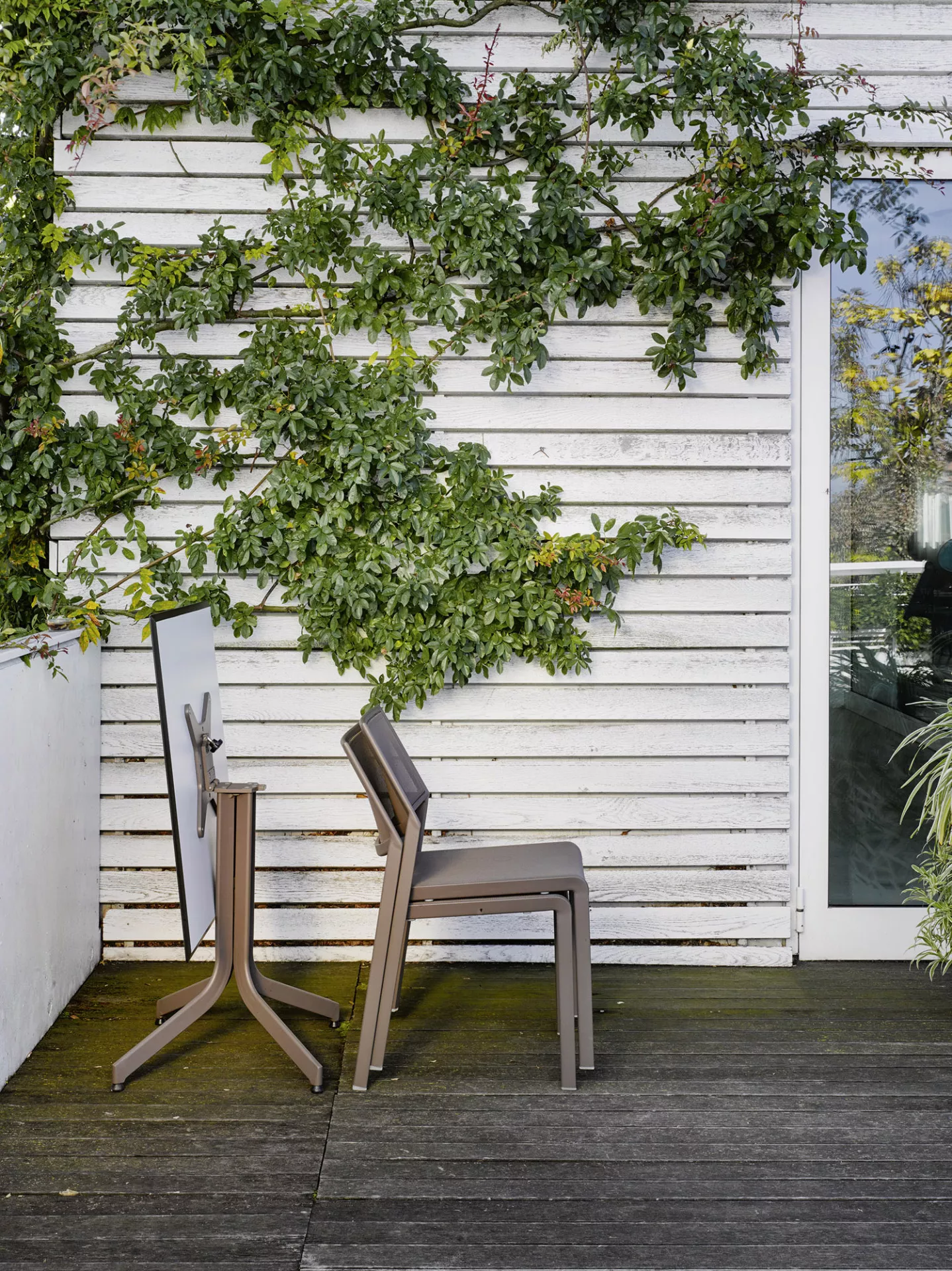 Roberti Samba Rio Bartisch konfigurierbar, rund HPL 70 und 80 cm