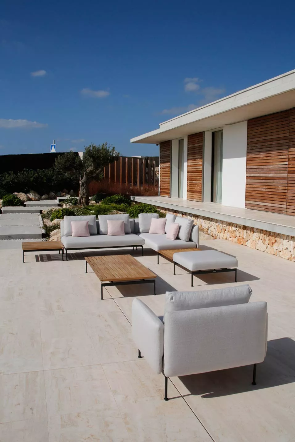 Barlow Tyrie Layout Loungesessel • Gartensessel 96 cm