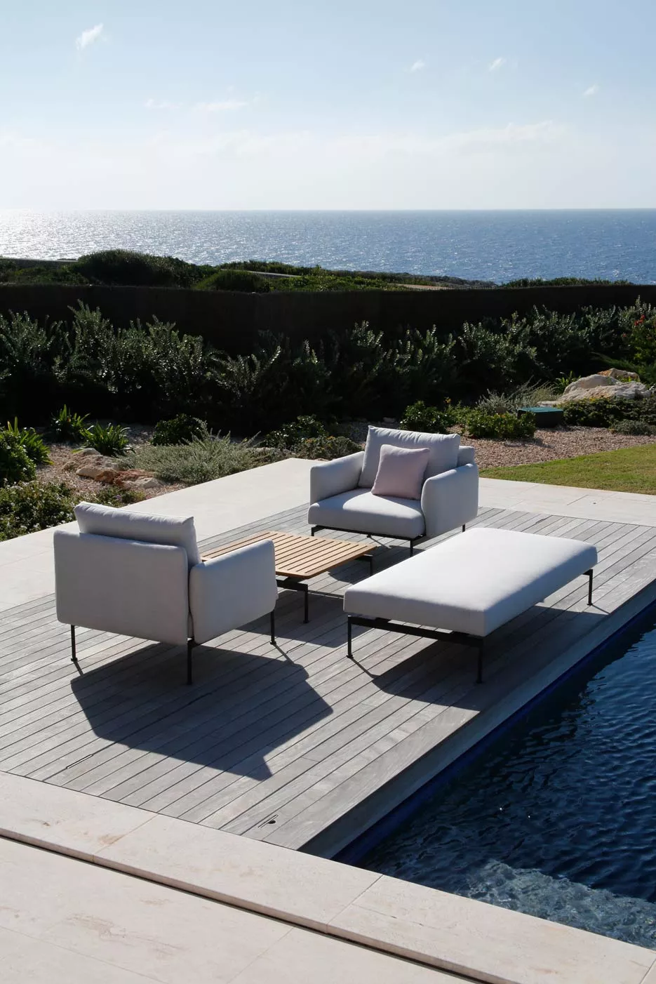 Barlow Tyrie Layout Loungesessel • Gartensessel 96 cm