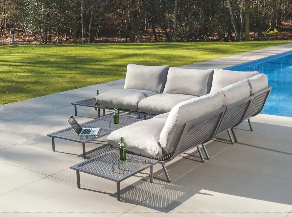 Alexander Rose Beach Loungetisch 122 cm mit HPL-Tischplatte