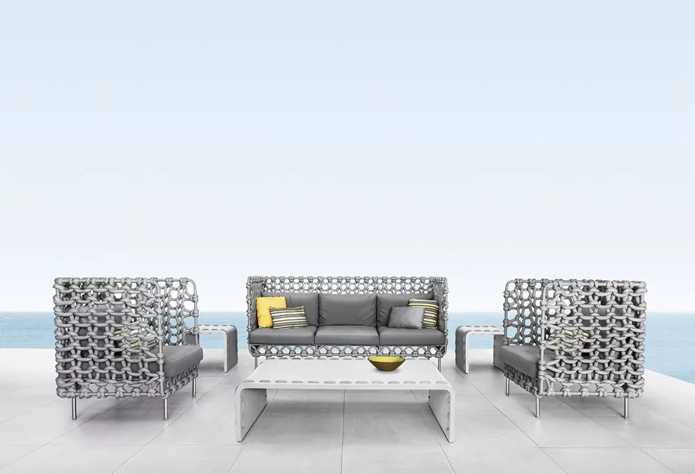 Kenneth Cobonpue Loungesofa Cabaret mit hoher Rückenlehne