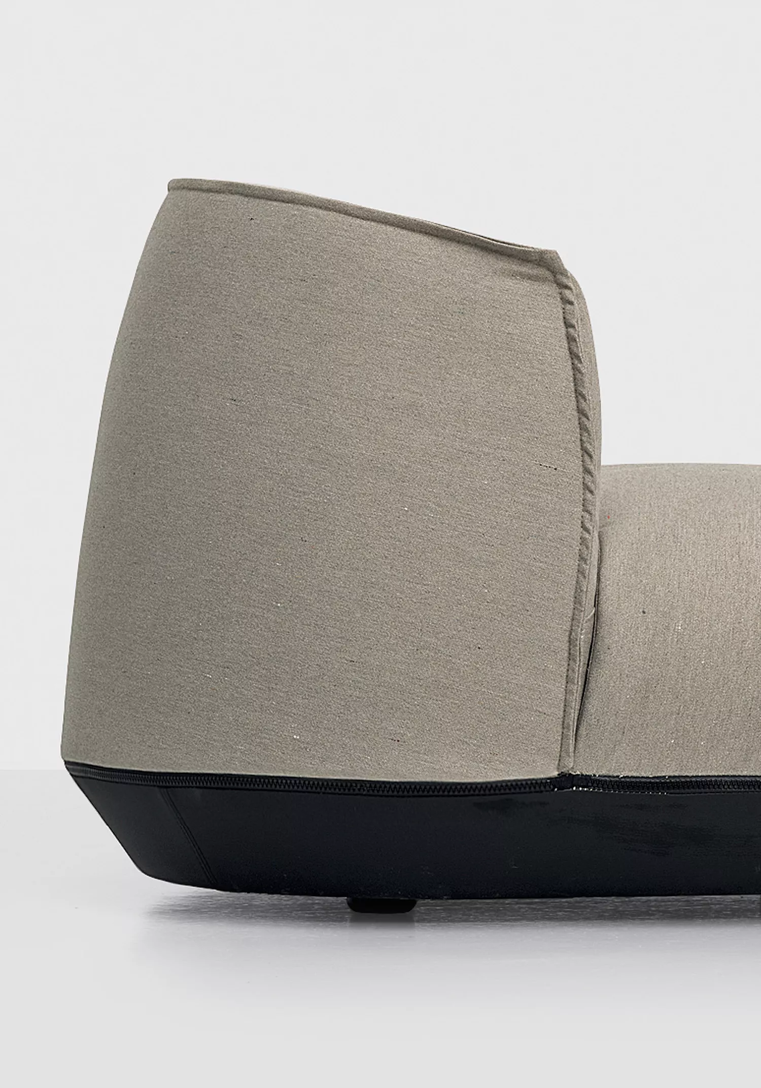 Kristalia BRIONI Loungesessel klein