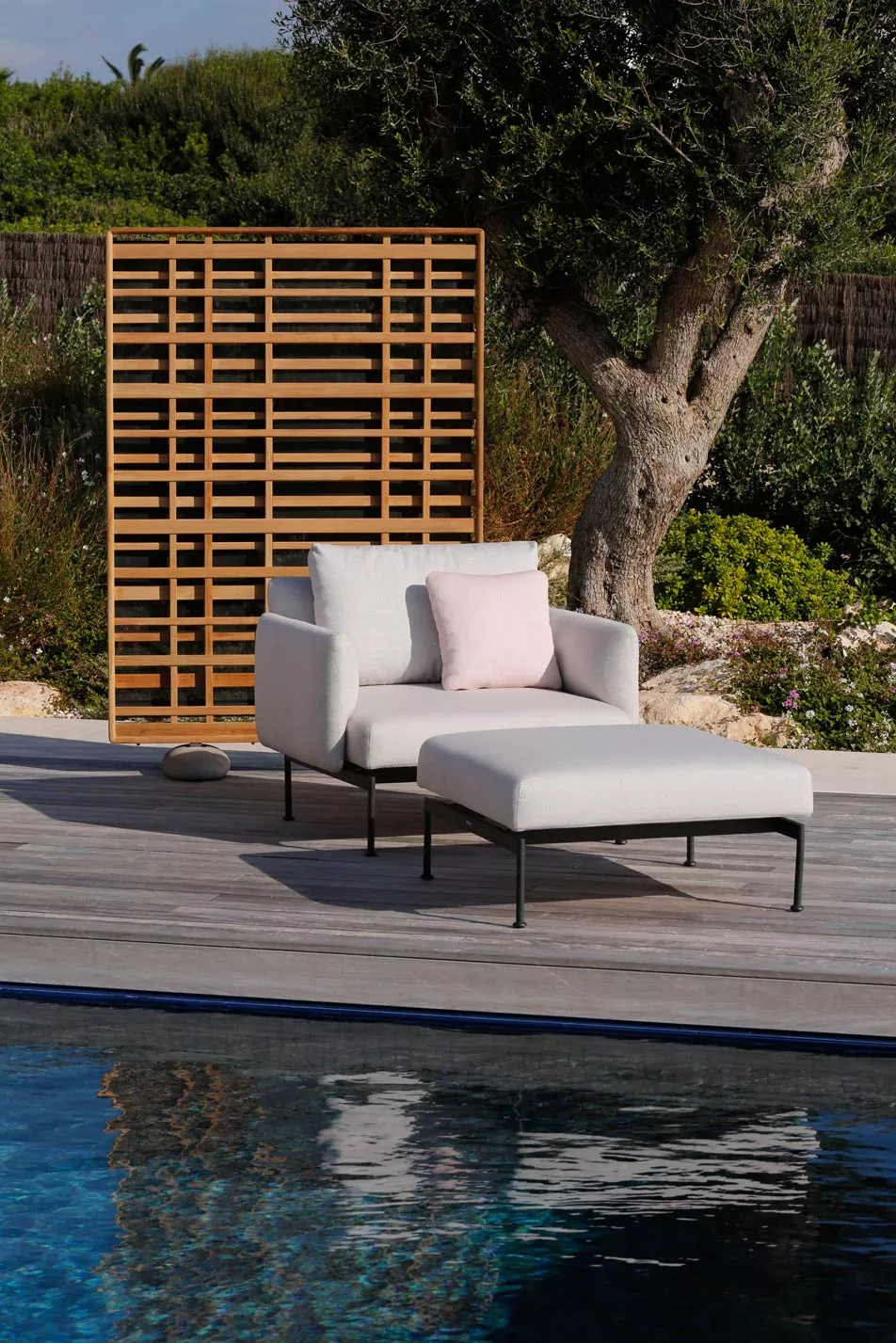 Barlow Tyrie Layout Loungesessel • Gartensessel 96 cm