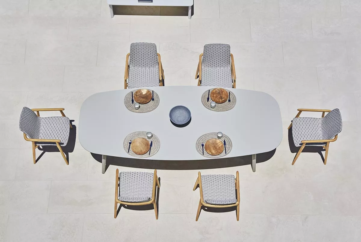 Varaschin Ellisse Gartentisch mit Aluminiumgestell 280 cm • konfigurierbar