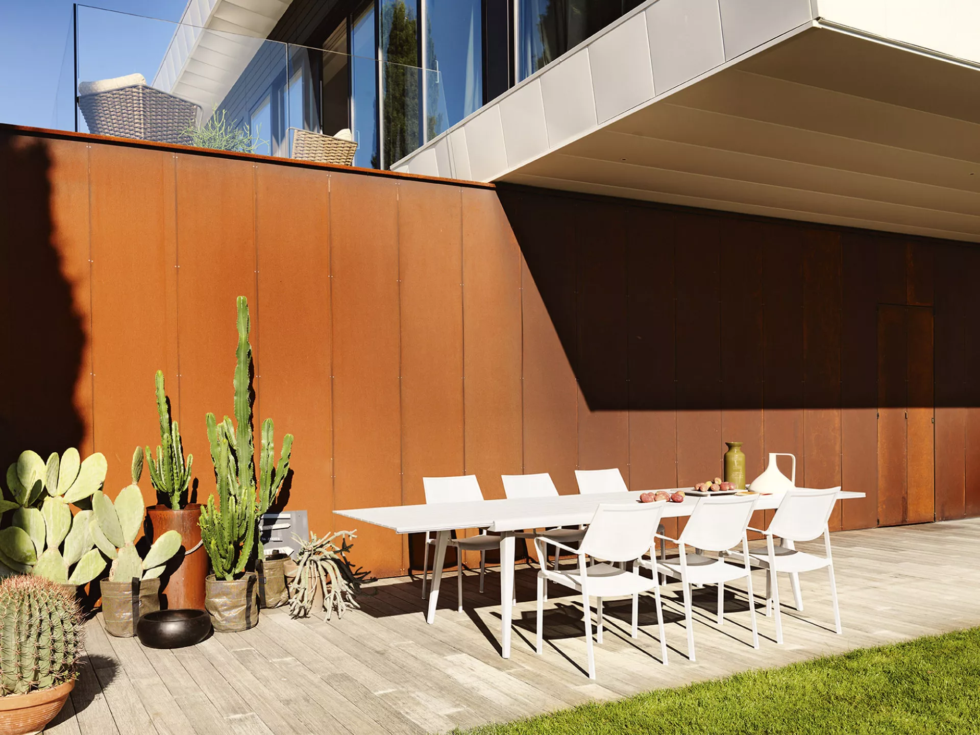 Roberti Samba Rio Loungesessel, stapelbar 74 × 65 cm